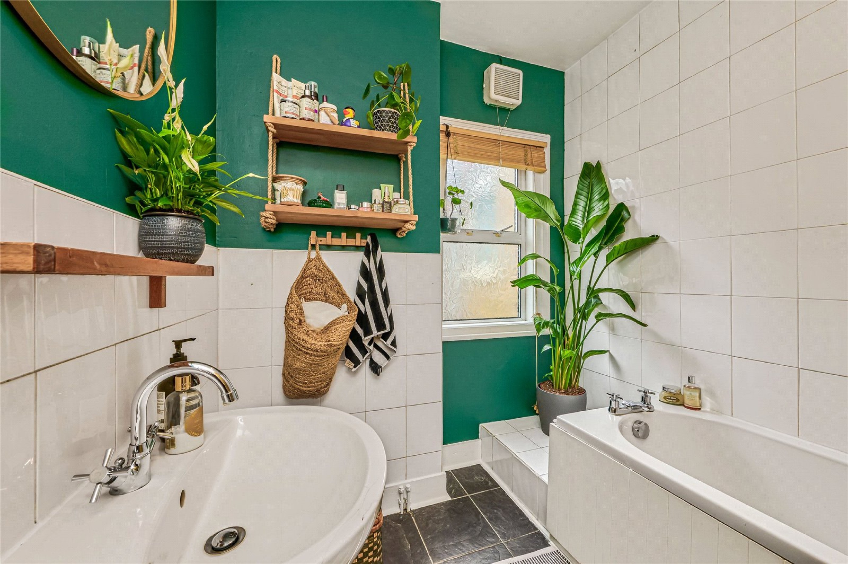 Images for Furzedown EAID:163099177 BID:FRD