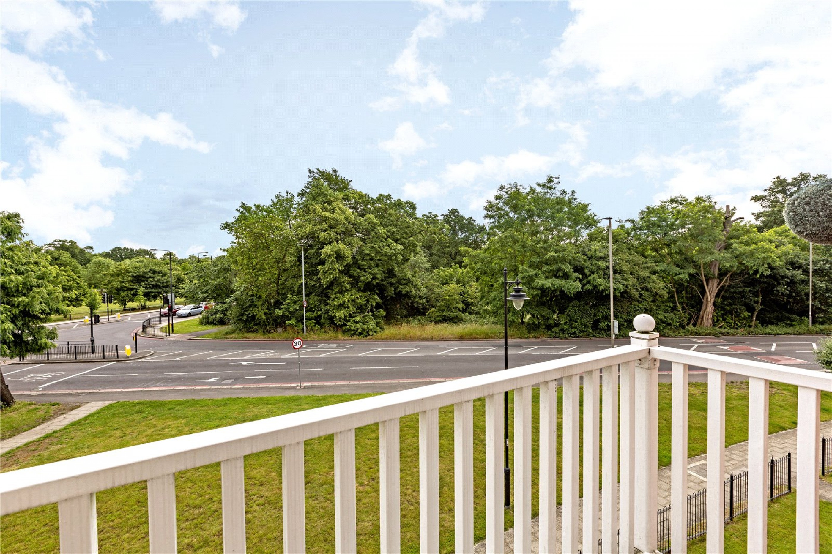 Images for London EAID:163099177 BID:FRD