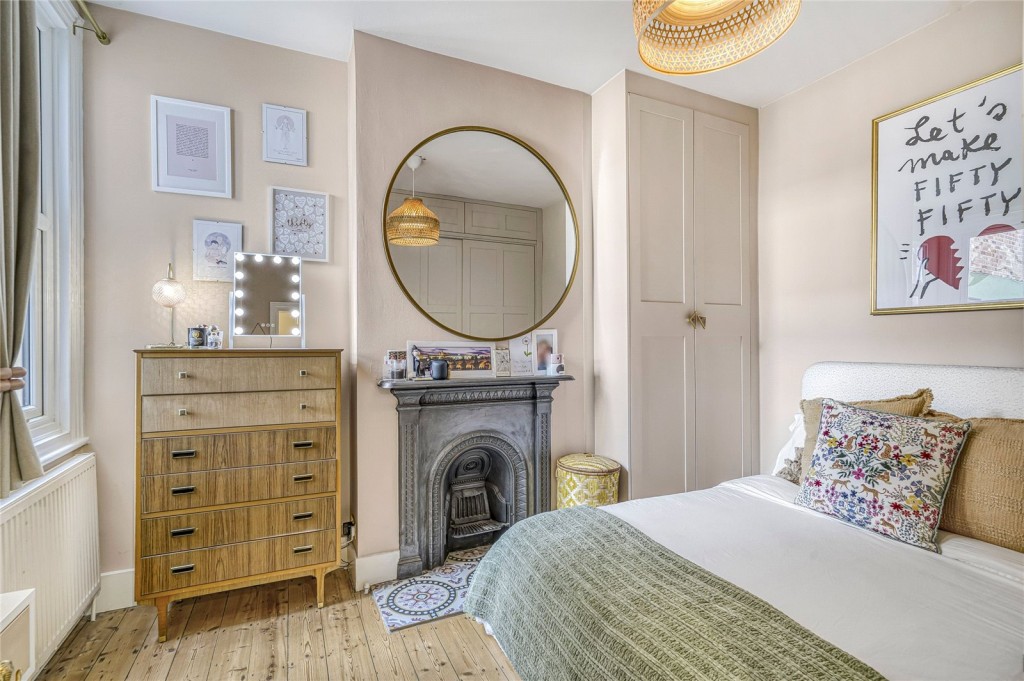 Images for Mitcham EAID:163099177 BID:FRD