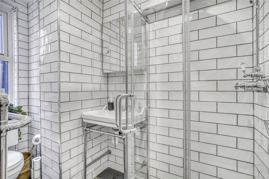 Images for Mitcham EAID:163099177 BID:FRD
