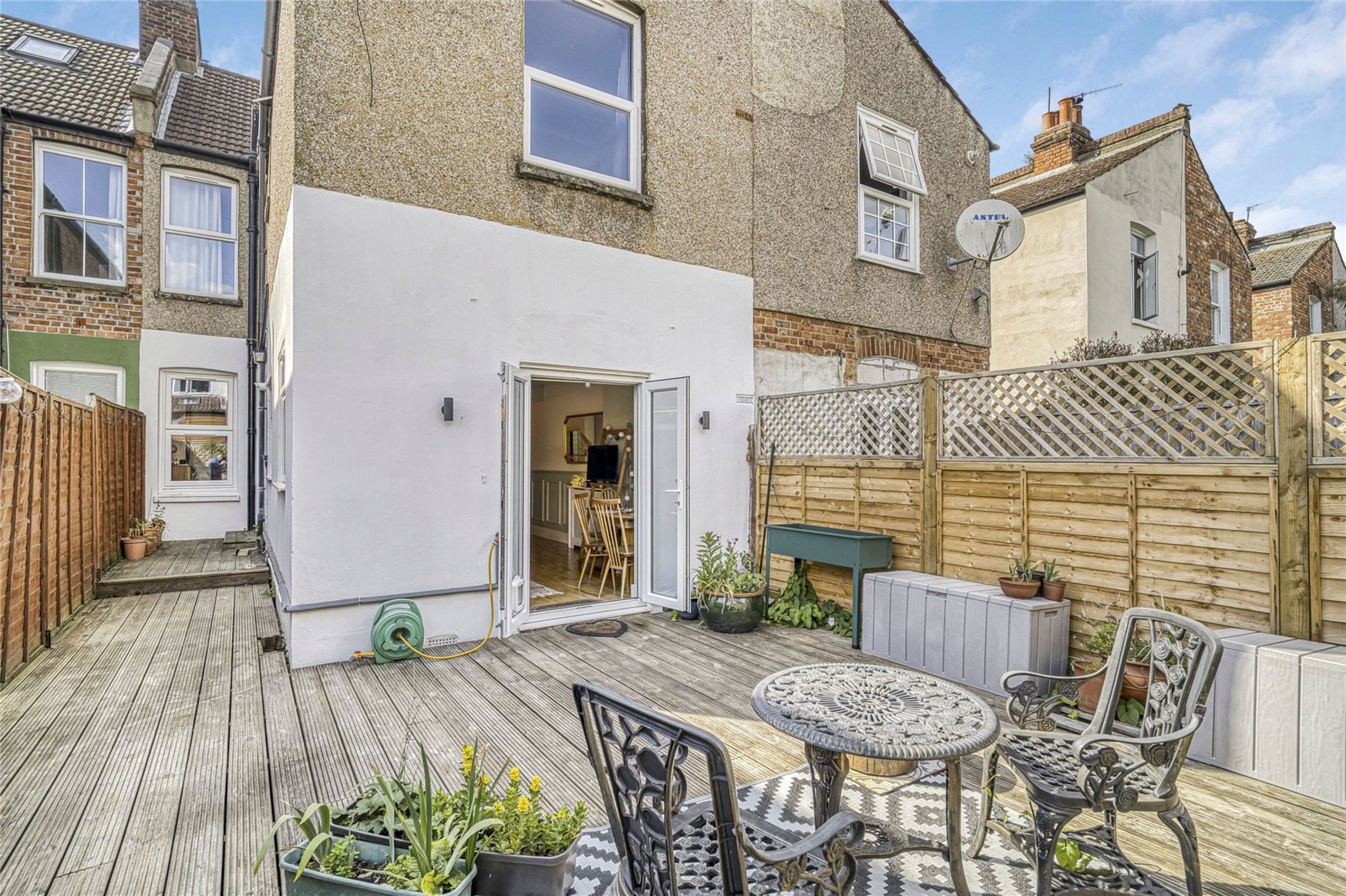 Images for Mitcham EAID:163099177 BID:FRD