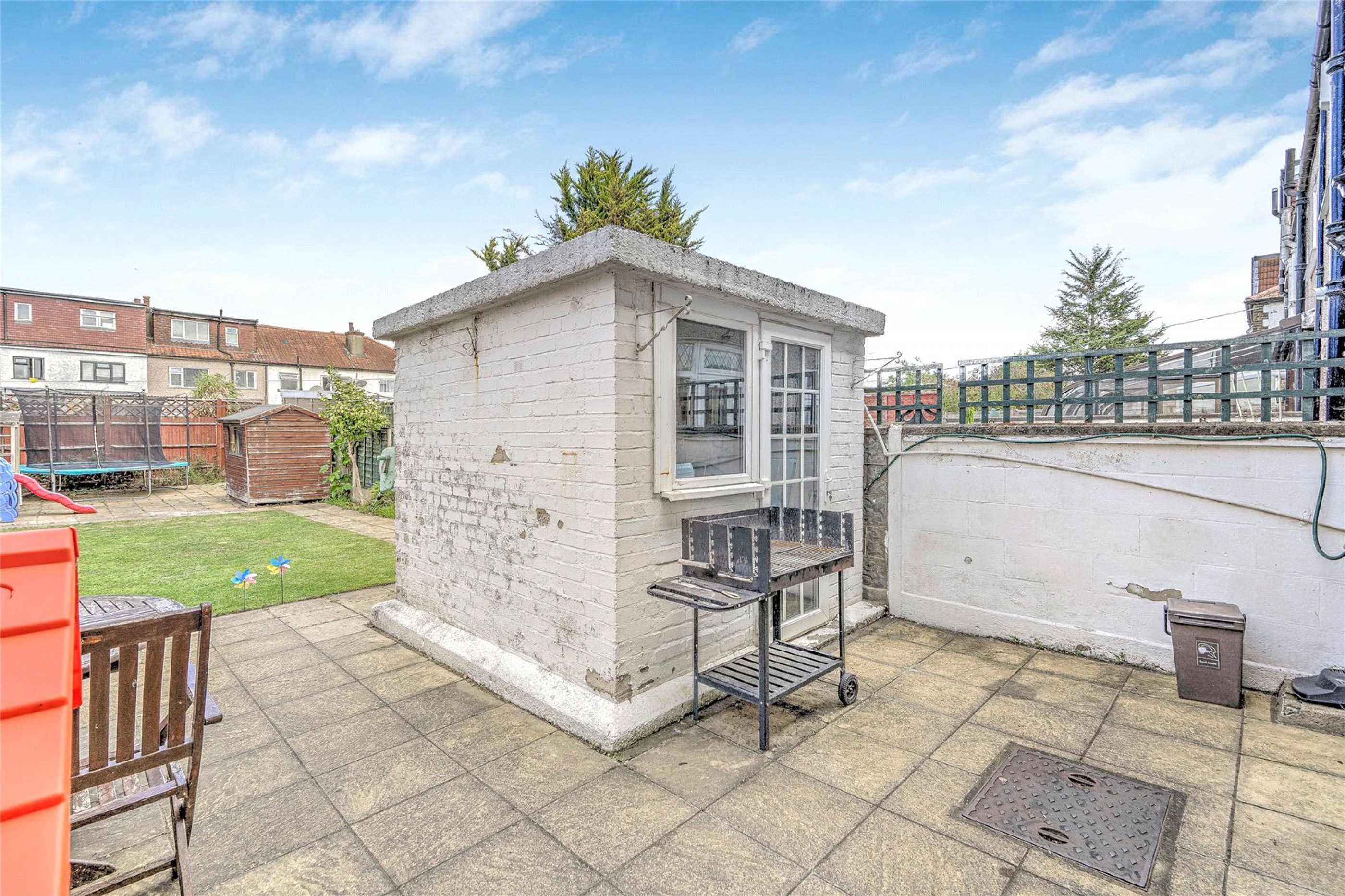 Images for Mitcham EAID:163099177 BID:FRD