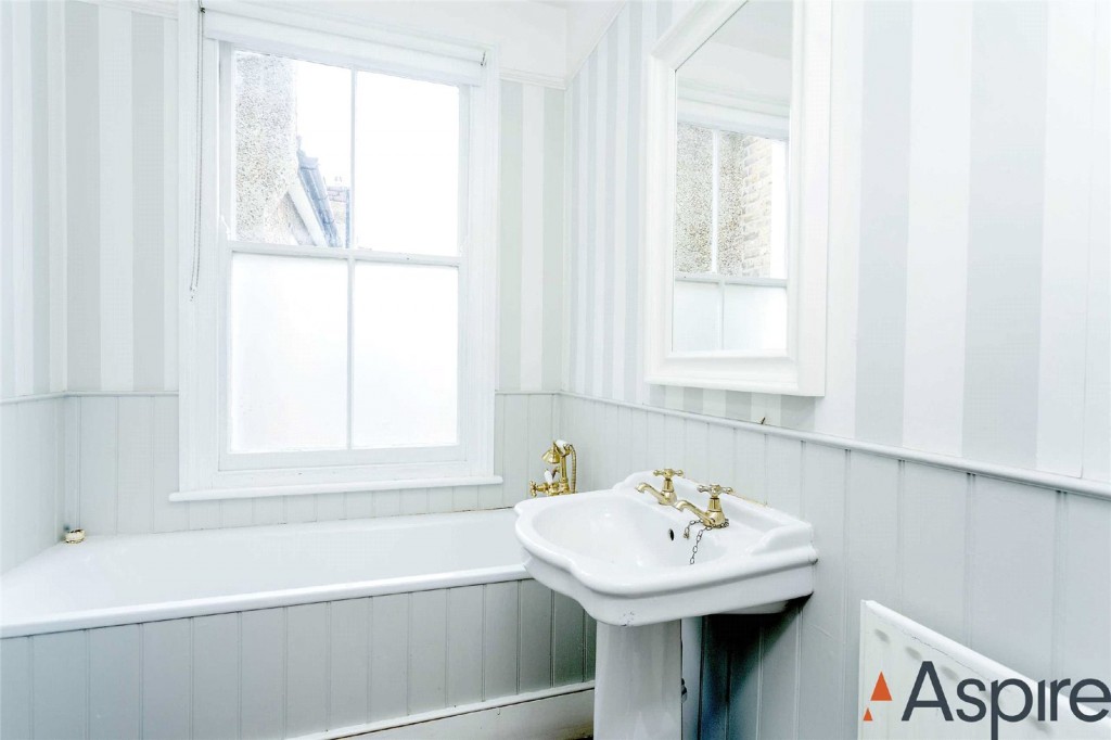 Images for London EAID:4101633374 BID:BLM