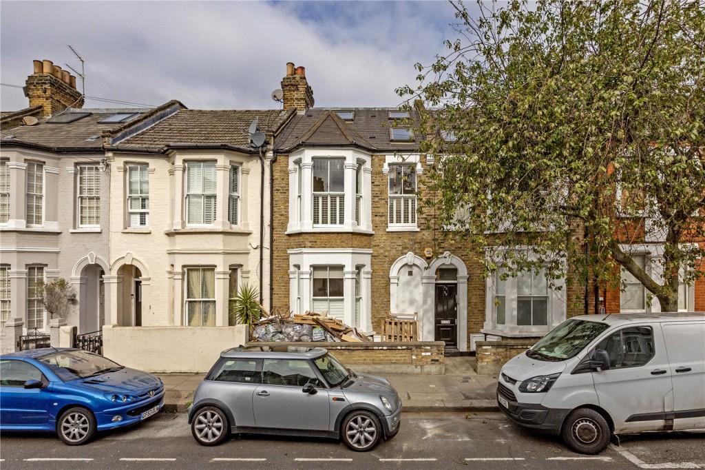 Images for Fulham EAID:4101633374 BID:FLS